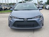 Used 2021 Toyota Corolla LE image 2