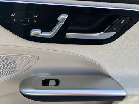 Used 2023 Mercedes-Benz C 300 Sedan image 15