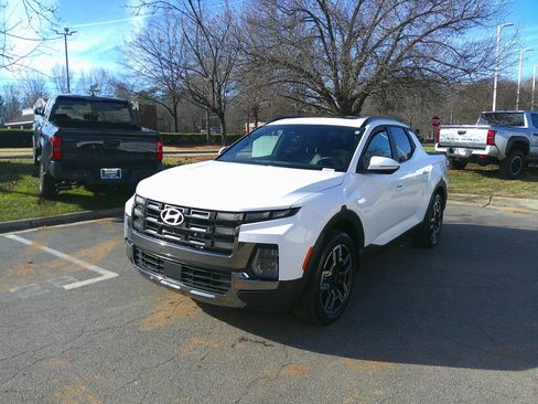 Used 2025 Hyundai Santa Cruz Limited image 6