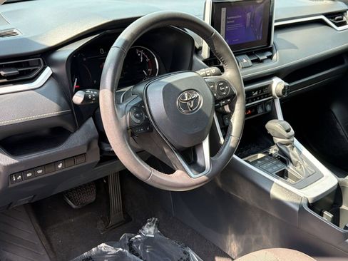 Used 2024 Toyota RAV4 XLE w/ Weather Package AWD/4WD image 4
