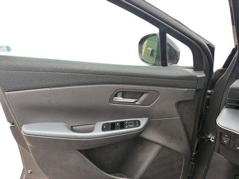New 2026 Nissan Leaf w/ Floor Mat Package (S+) FWD image 17