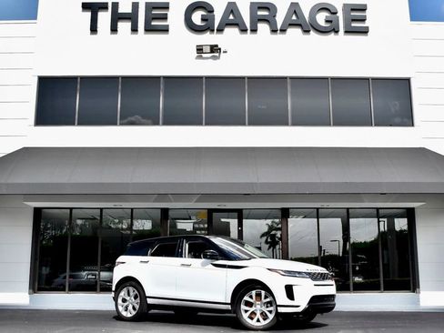 Used 2020 Land Rover Range Rover Evoque SE image 1