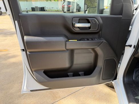 New 2026 GMC Sierra 3500 Pro w/ Convenience Package AWD/4WD image 9