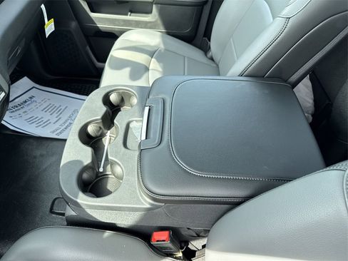 Used 2024 RAM 2500 Big Horn image 20