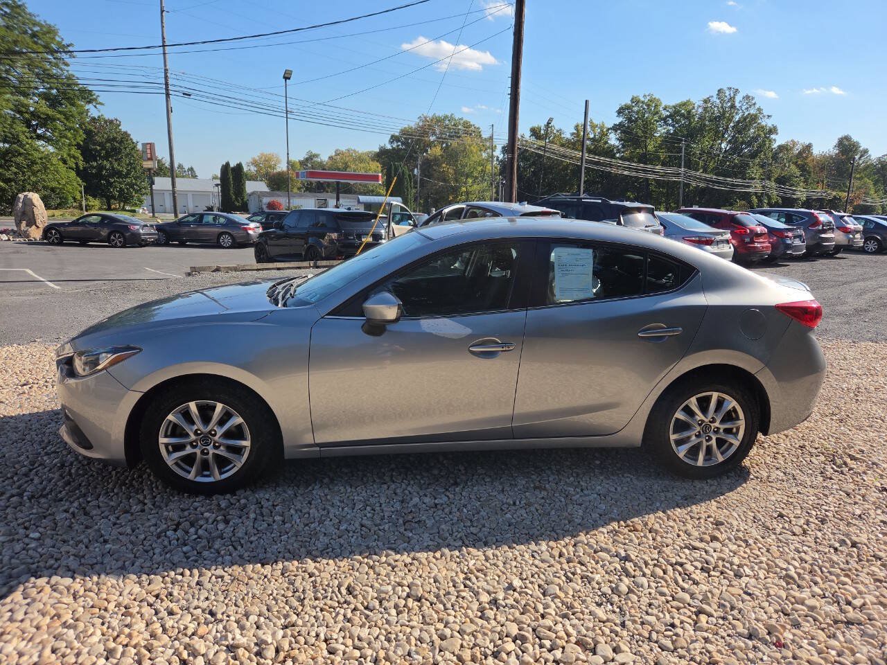 Used 2014 MAZDA MAZDA3 i Touring w/ Technology Package FWD image 5
