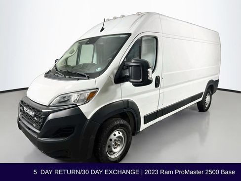 Used 2023 RAM ProMaster 2500 FWD image 4