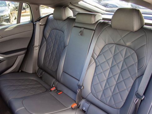 Used 2026 BMW X6 M60i image 22