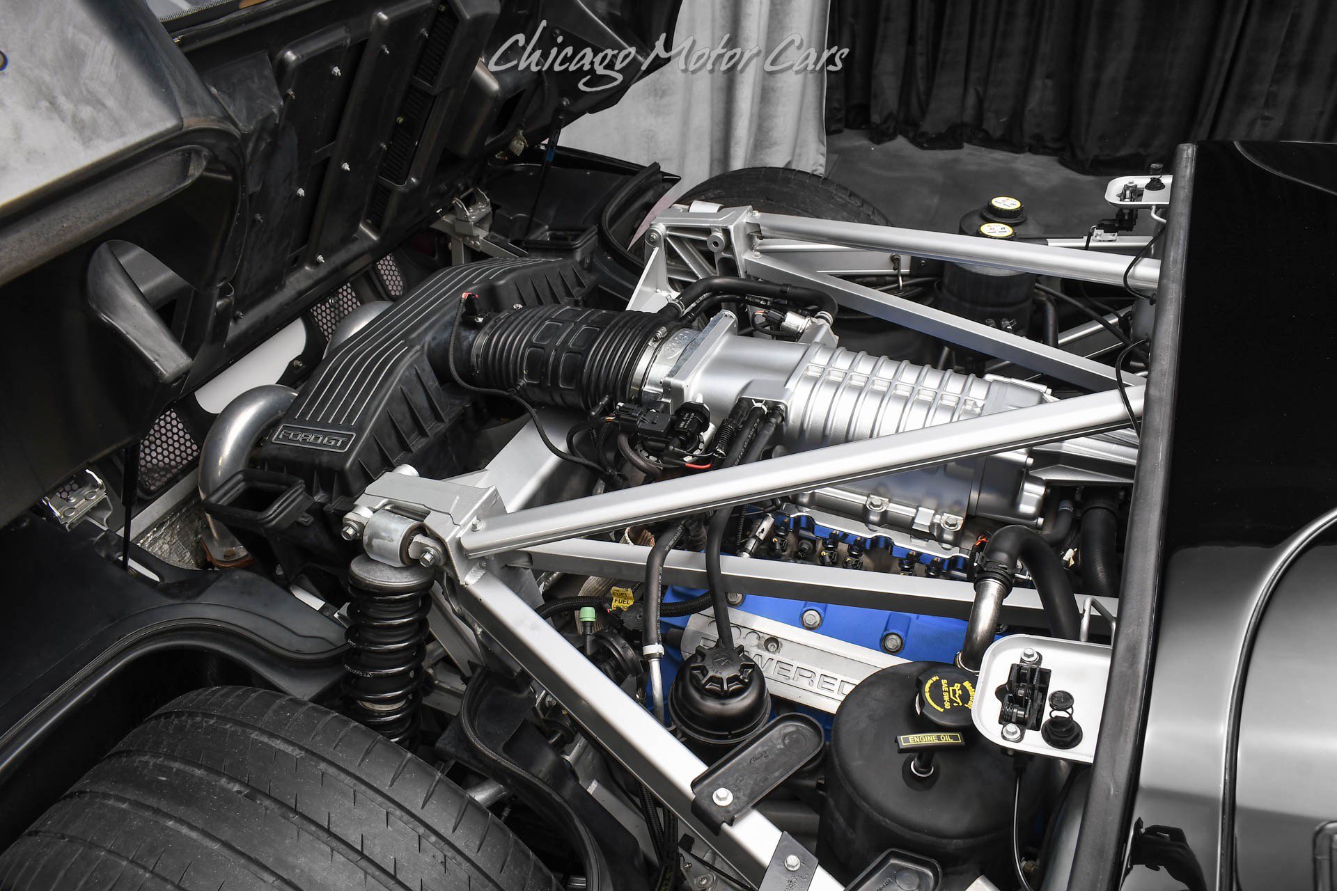 Used 2006 Ford GT RWD image 40