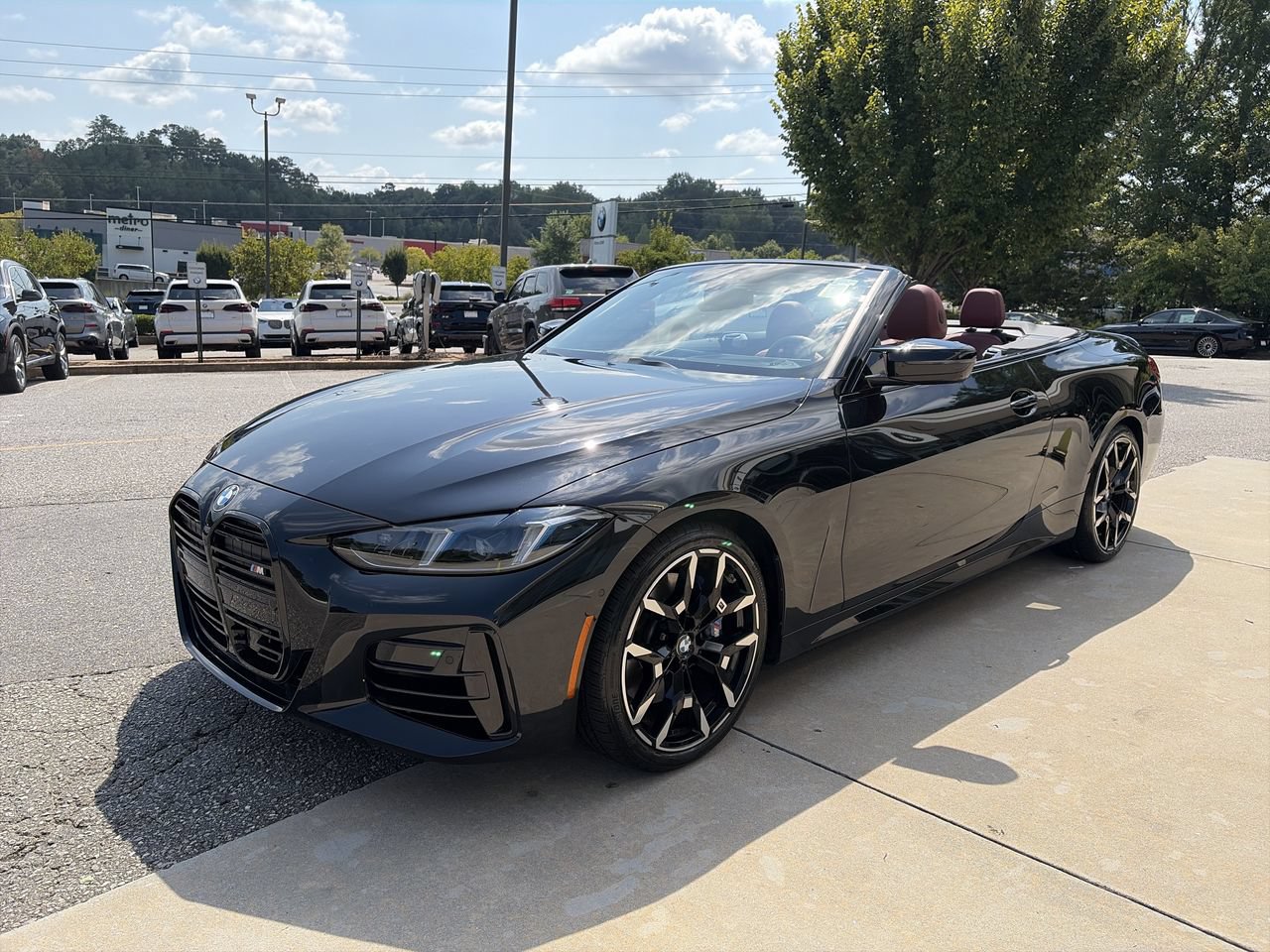 Used 2027 BMW M440i Convertible RWD image 4