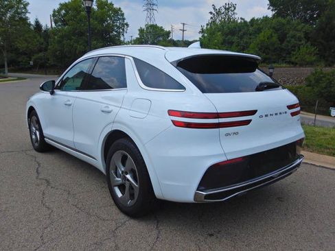 Used 2026 Genesis GV70 2.5T AWD/4WD image 6