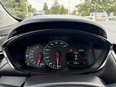 Used 2022 Chevrolet Trax LT w/ LT Convenience Package image 26