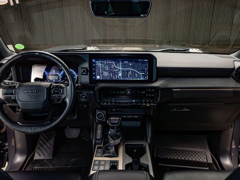 Used 2024 Toyota Land Cruiser image 17