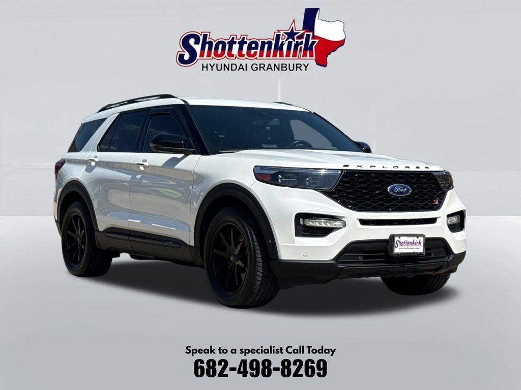 Used 2020 Ford Explorer ST w/ Premium Technology Package AWD/4WD image 3