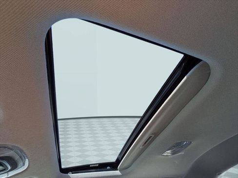 New 2026 Hyundai Elantra Limited image 24