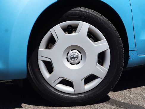 Used 2014 Scion xD image 5