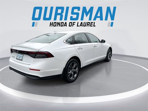 Used 2023 Honda Accord EX image 8