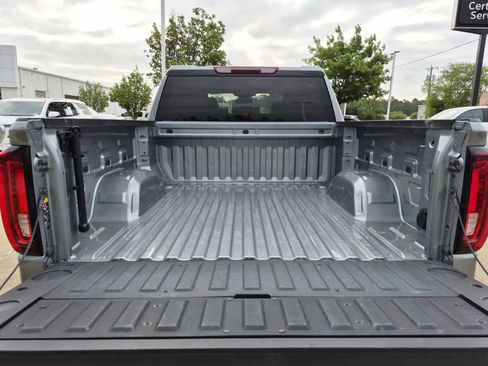 Certified 2025 GMC Sierra 1500 SLT AWD/4WD image 10