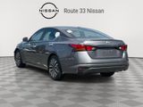 Used 2024 Nissan Altima 2.5 SV image 4