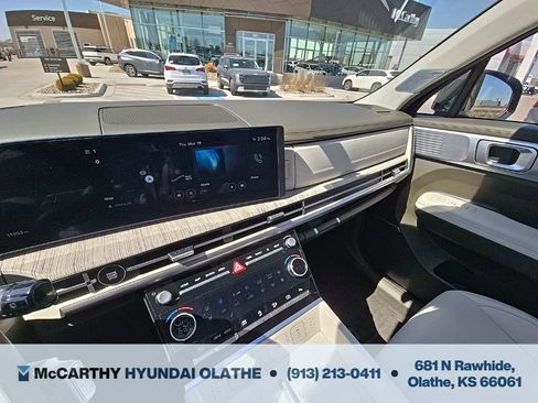 Used 2025 Hyundai Santa Fe Calligraphy AWD/4WD image 24
