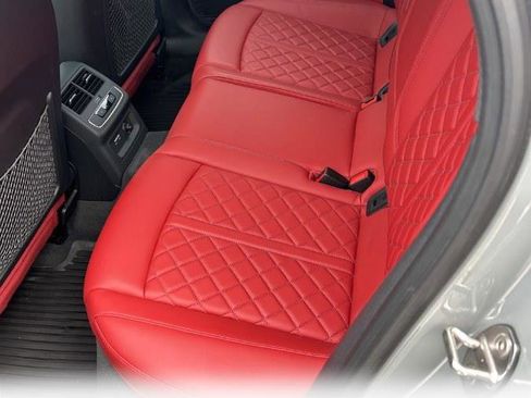 Used 2022 Audi S4 Premium Plus image 6