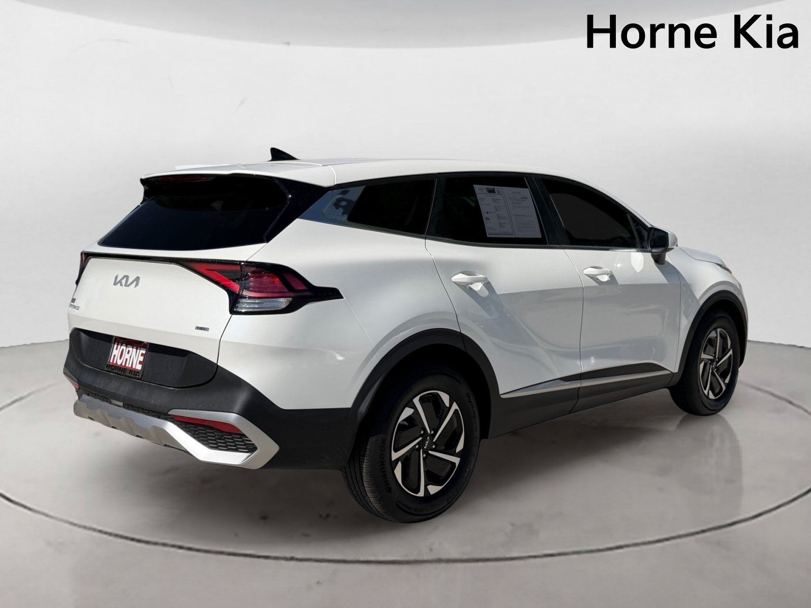 Used 2023 Kia Sportage LX FWD image 4