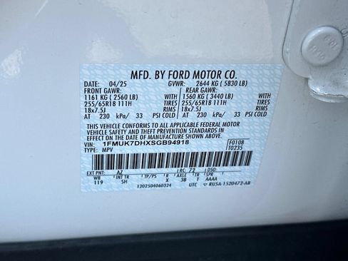 Used 2025 Ford Explorer Active w/ Active Comfort Package RWD image 30
