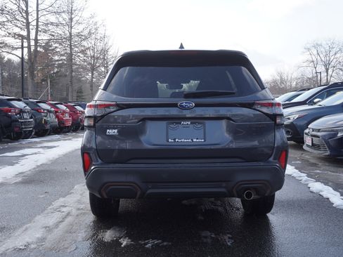 Used 2025 Subaru Forester Sport image 6