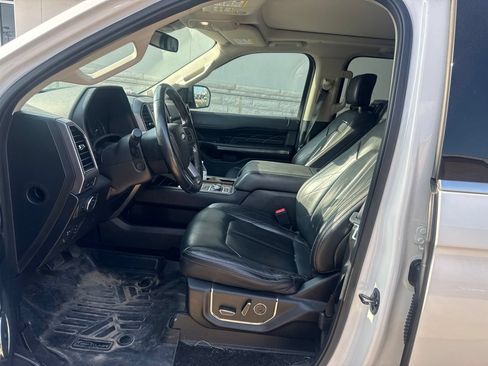 Used 2018 Ford Expedition Max Platinum AWD/4WD image 9