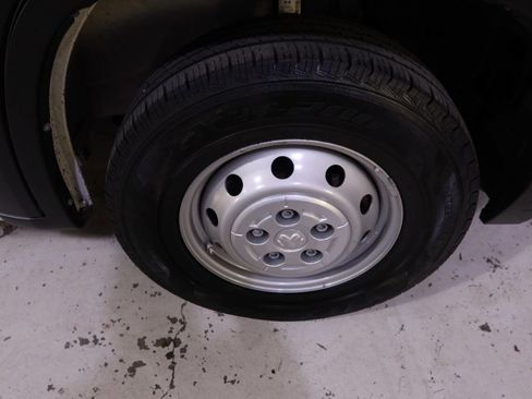Used 2023 RAM ProMaster 2500 FWD image 33
