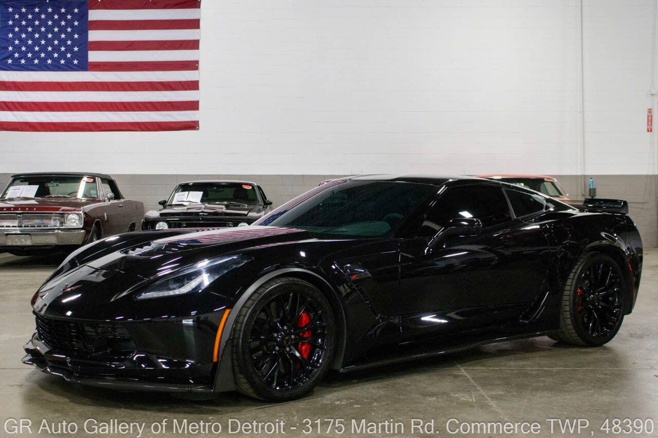 Used 2016 Chevrolet Corvette Z06 w/ 3LZ Preferred Equipment Group RWD image 1