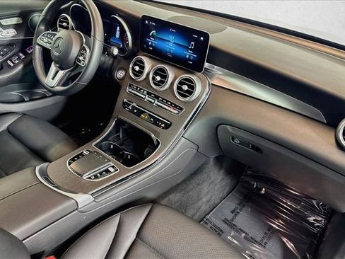Used 2022 Mercedes-Benz GLC 300 4MATIC image 27