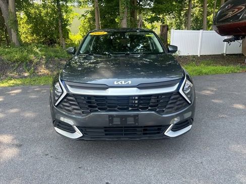 Used 2023 Kia Sportage LX image 2
