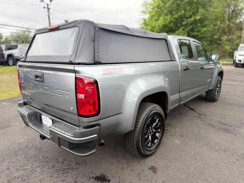 Used 2022 Chevrolet Colorado Z71 AWD/4WD image 3