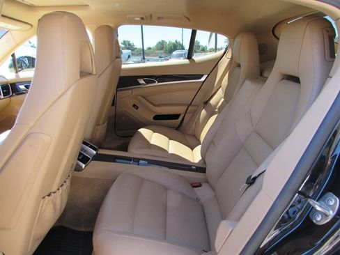 Used 2015 Porsche Panamera 4 AWD/4WD image 28