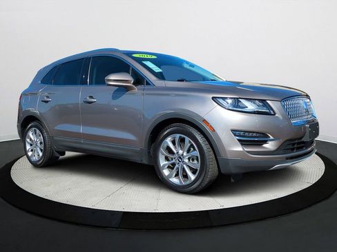 Used 2019 Lincoln MKC Select w/ Select Plus Package image 2