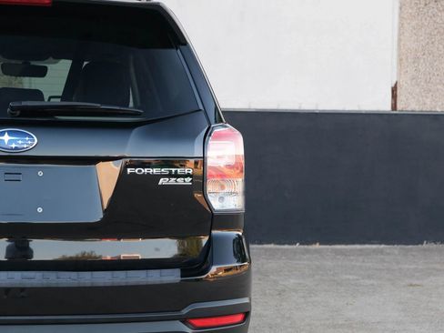 Used 2017 Subaru Forester 2.5i Limited w/ Popular Package #2 image 17