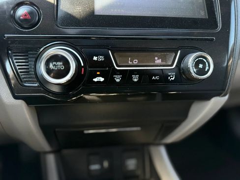 Used 2015 Honda Civic EX image 24