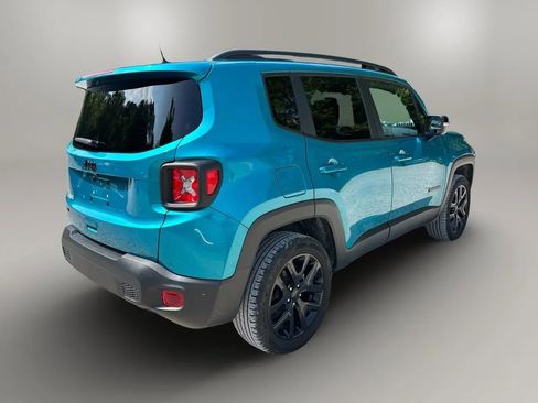 Used 2022 Jeep Renegade Altitude image 7