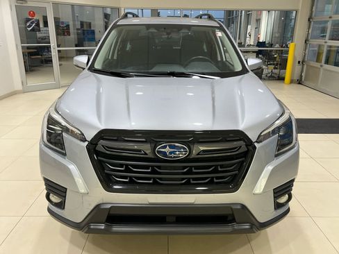 Used 2023 Subaru Forester Limited w/ Popular Package #2 AWD/4WD image 2