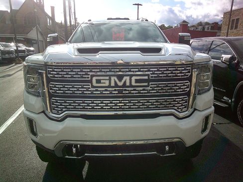 Used 2021 GMC Sierra 2500 Denali w/ Denali Ultimate Package image 2