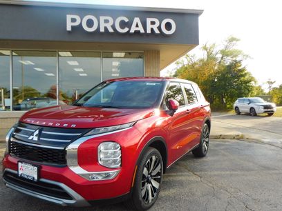New 2025 Mitsubishi Outlander AWD