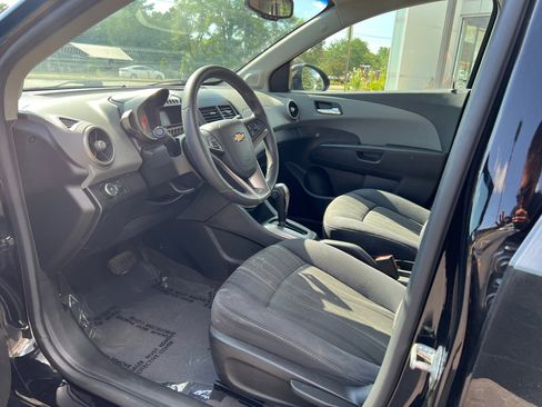 Used 2012 Chevrolet Sonic LT image 15