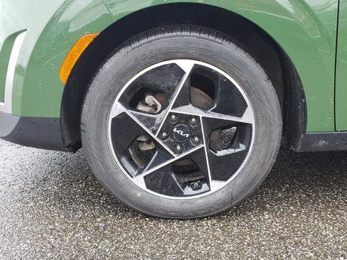 Certified 2023 Kia Soul EX FWD image 11