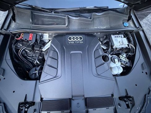 Used 2017 Audi Q7 3.0T Prestige AWD/4WD image 20
