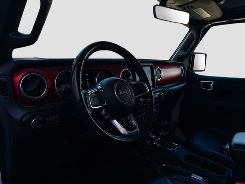 Used 2021 Jeep Gladiator Rubicon image 11