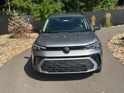 New 2025 Volkswagen Taos S image 8