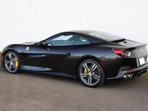 Certified 2020 Ferrari Portofino image 33