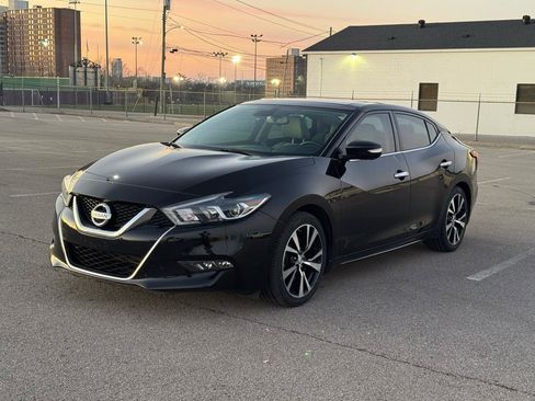 Used 2018 Nissan Maxima Platinum image 4
