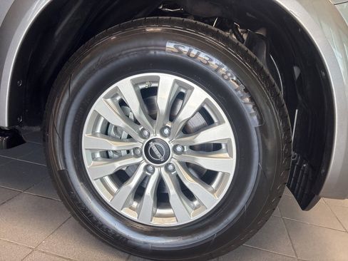 Used 2023 Nissan Armada SV image 10