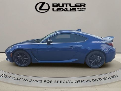 Used 2023 Toyota GR86 Premium RWD image 3
